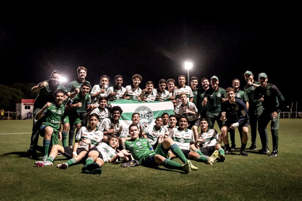 Sub-14 est� na semifinal da Copa Brasileirinho