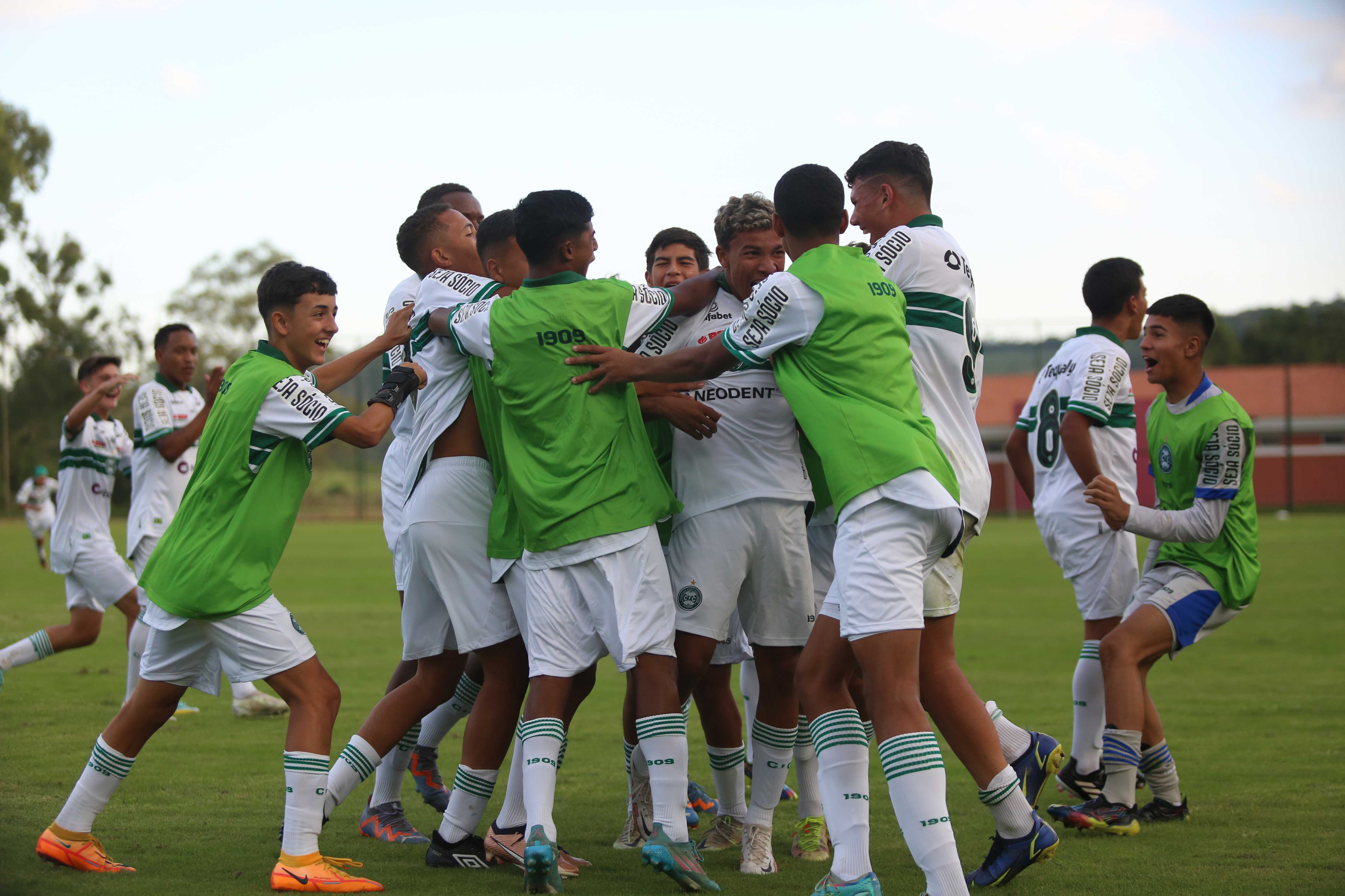 Sub-15 inicia Tour em S�o Paulo com vit�ria