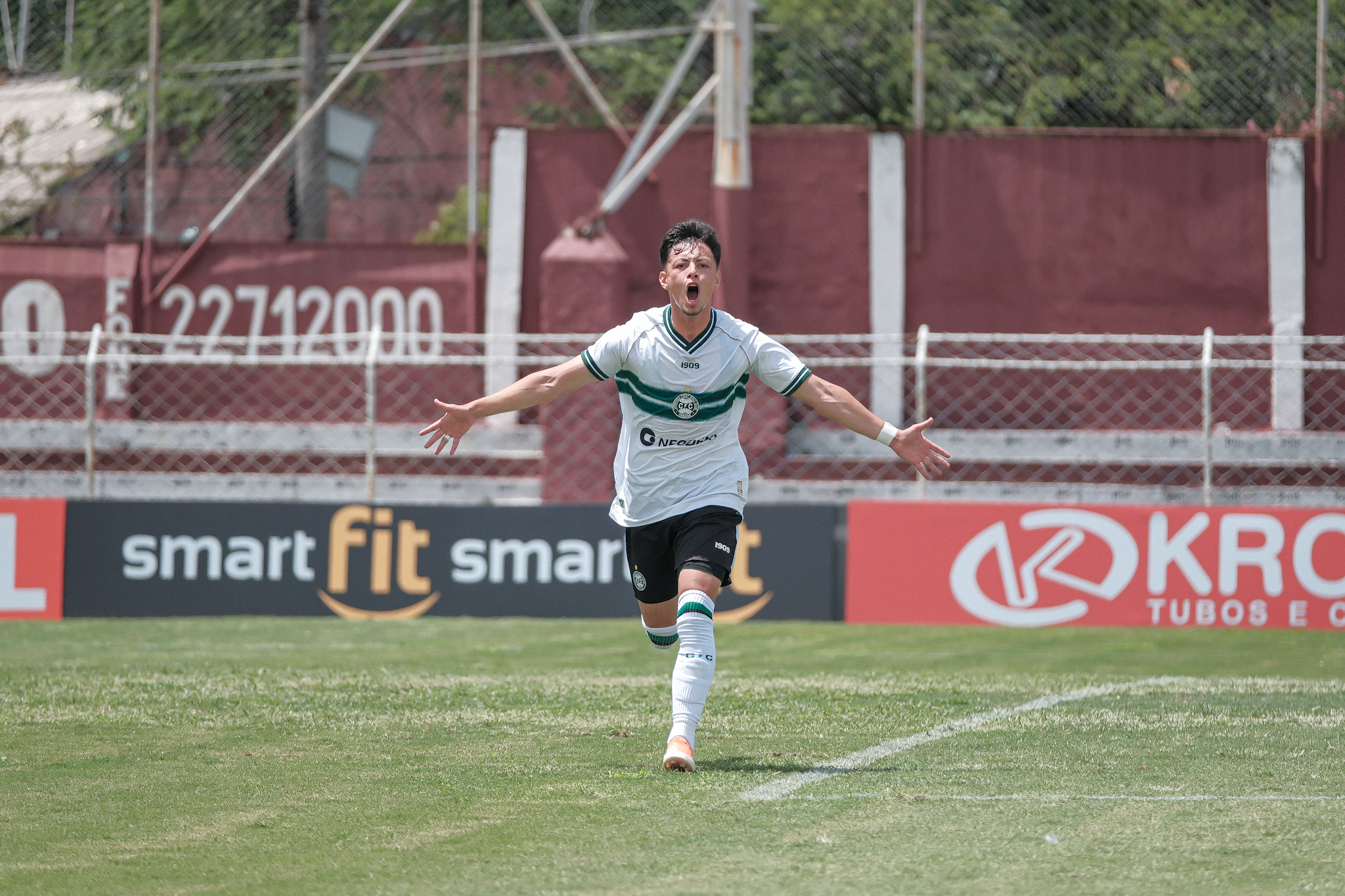 Coritiba estreia com vit�ria na Copinha 