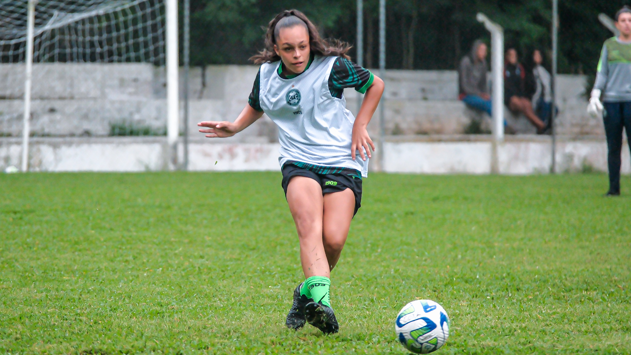 Em pr�-temporada, Coritiba Feminino disputa tr�s competi��es em 2024