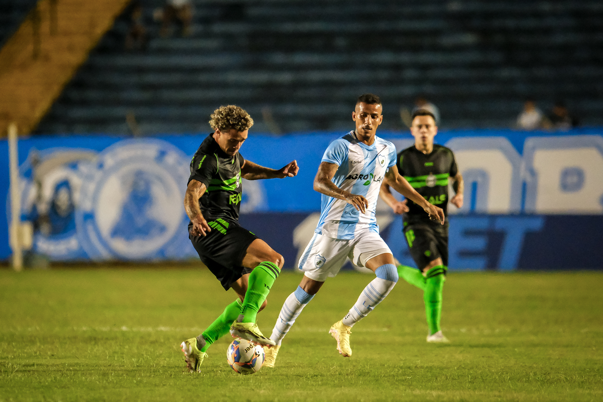 Tudo igual no Est�dio do Caf�