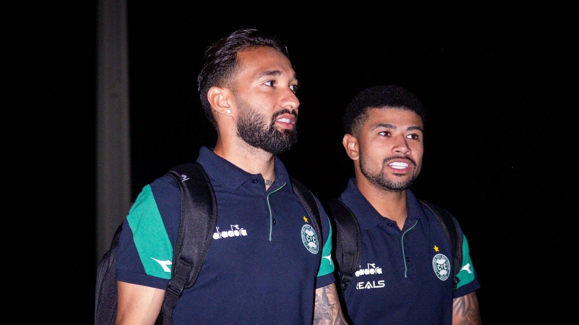 Coritiba encara o Ava� em Florian�polis 