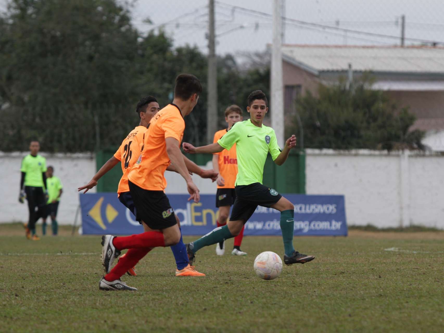Fim de semana de jogos na base