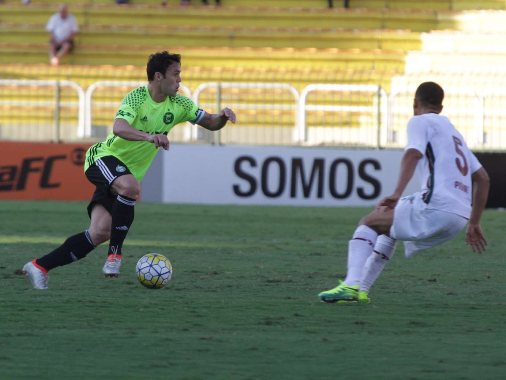 D� notas aos atletas