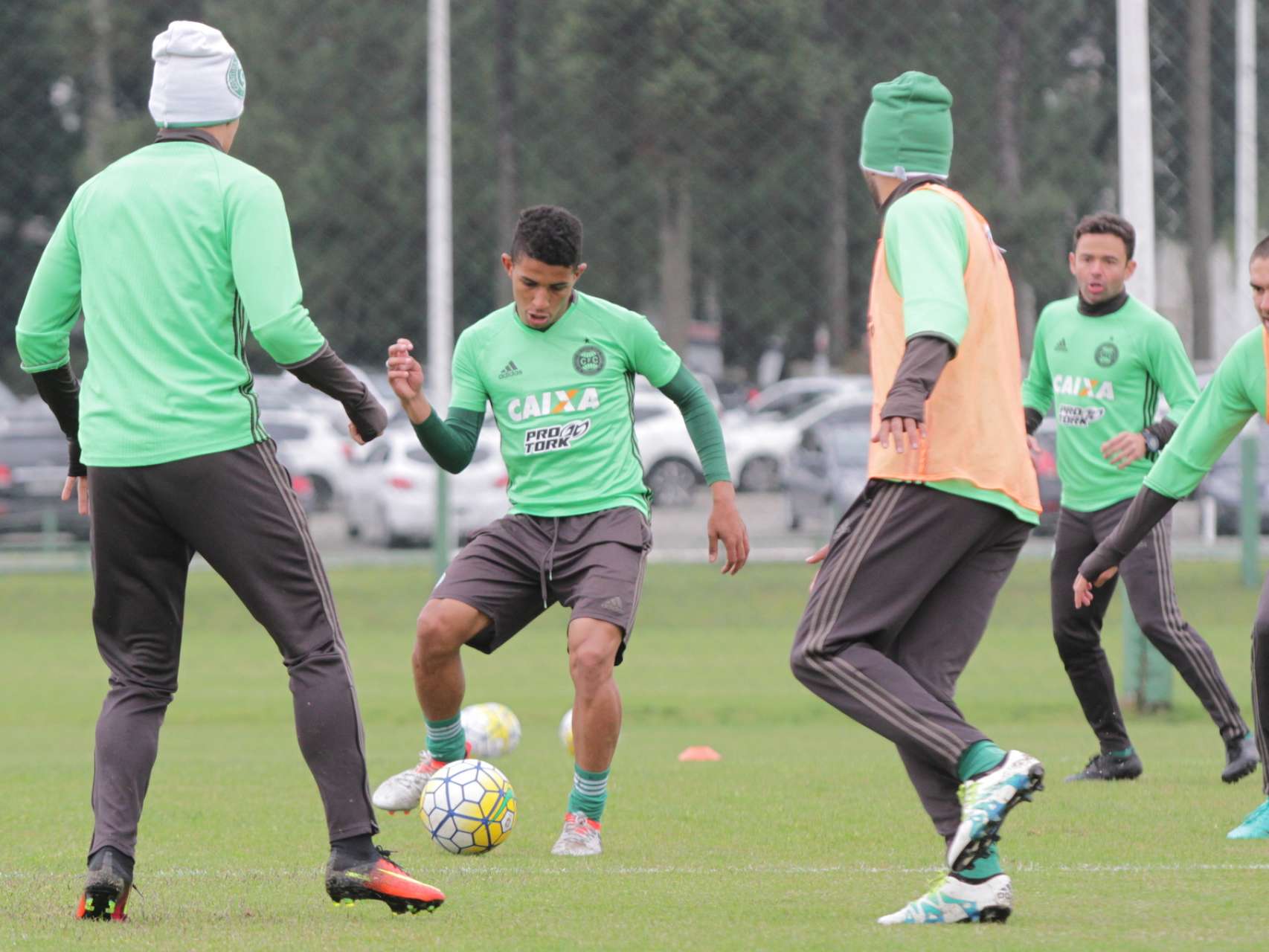 Dod� desfalca o Coxa