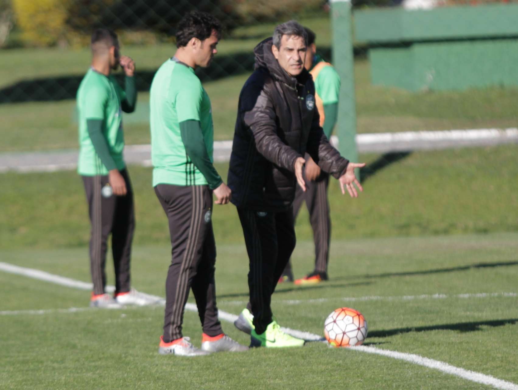 100 jogos no comando do Verd�o