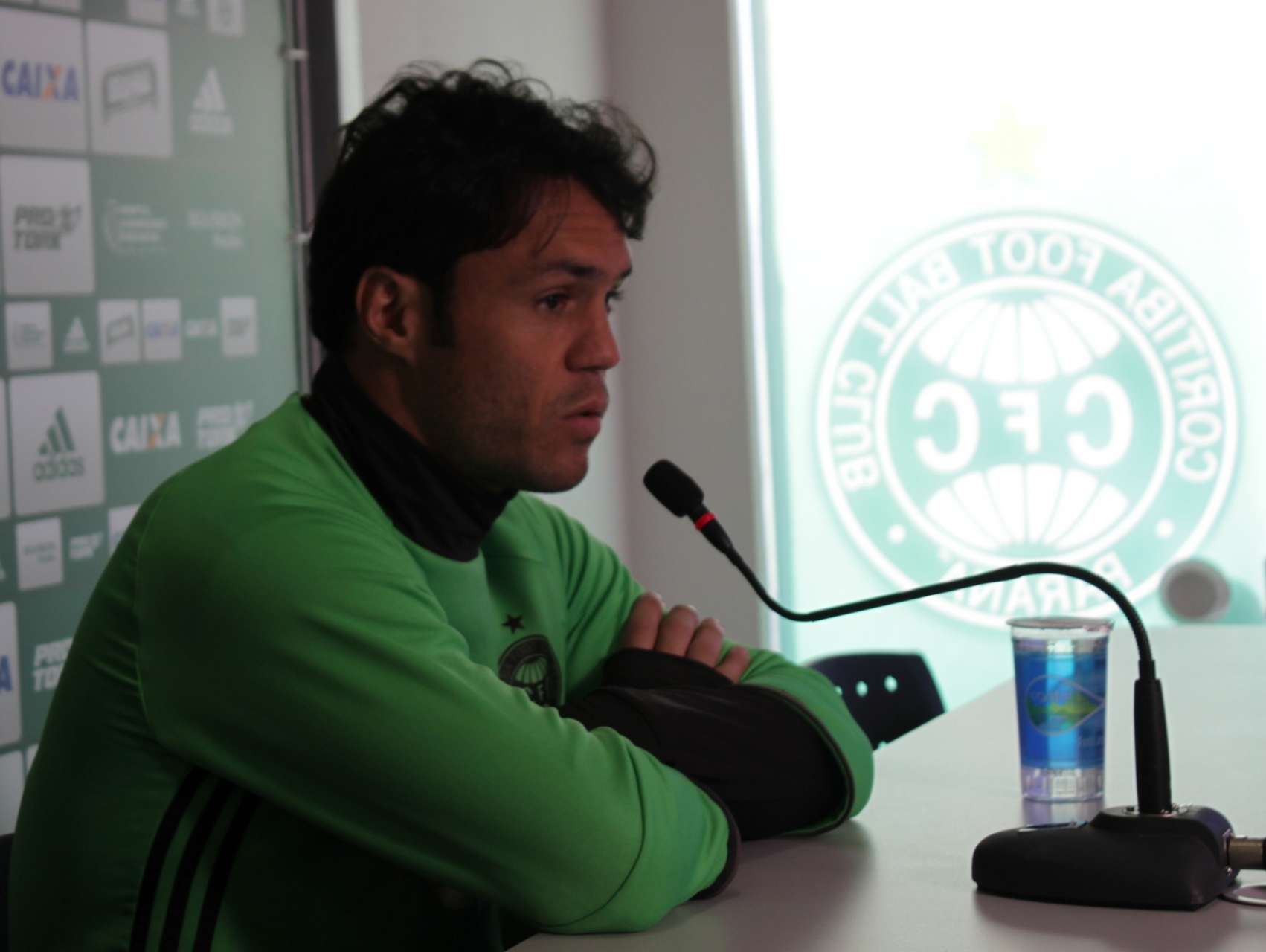 Kleber fala sobre momento no Coritiba