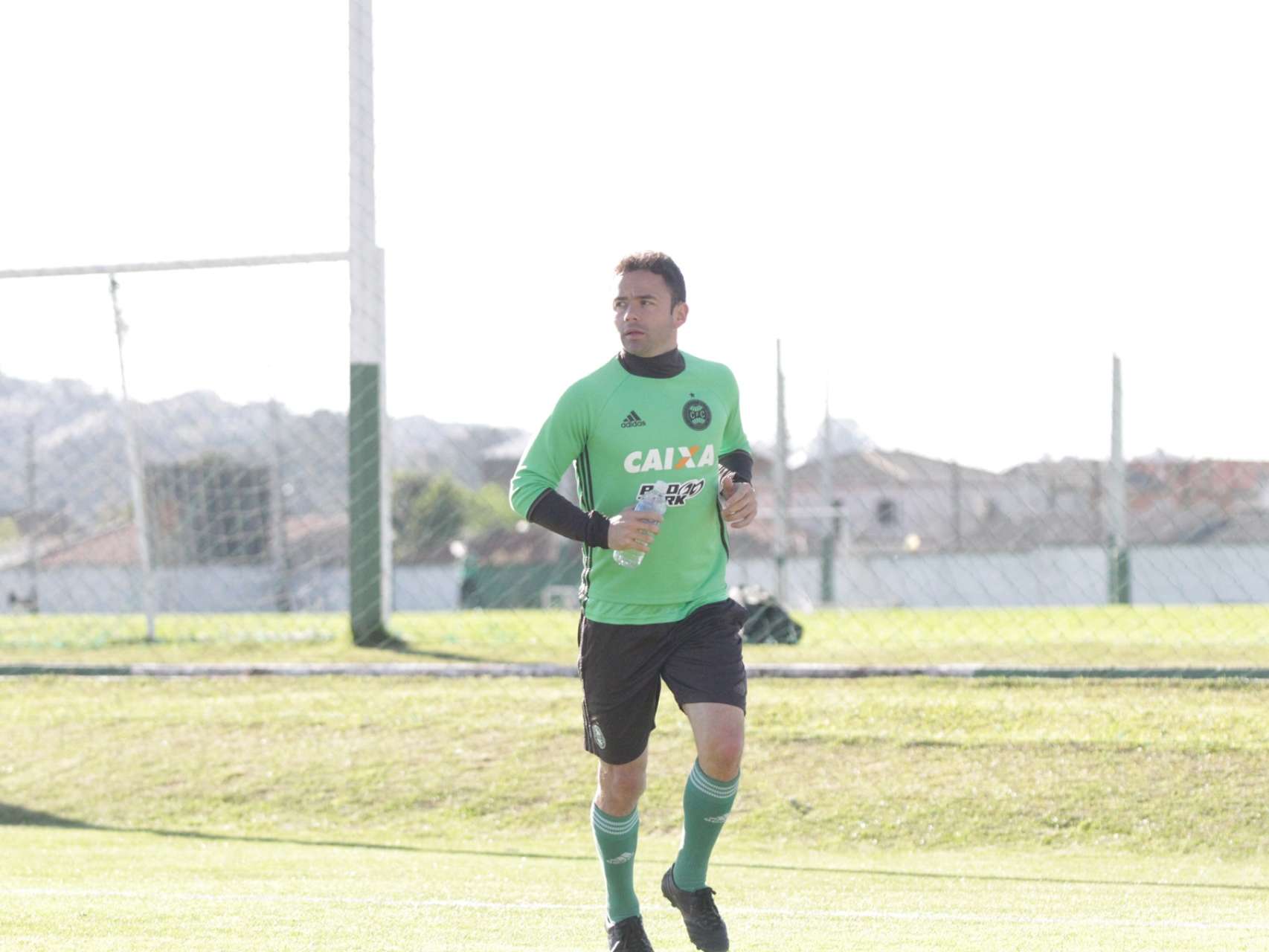 Juan faz trabalho espec�fico