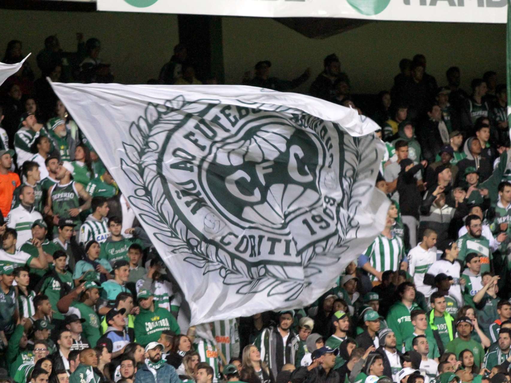 Ingressos que valem a ades�o