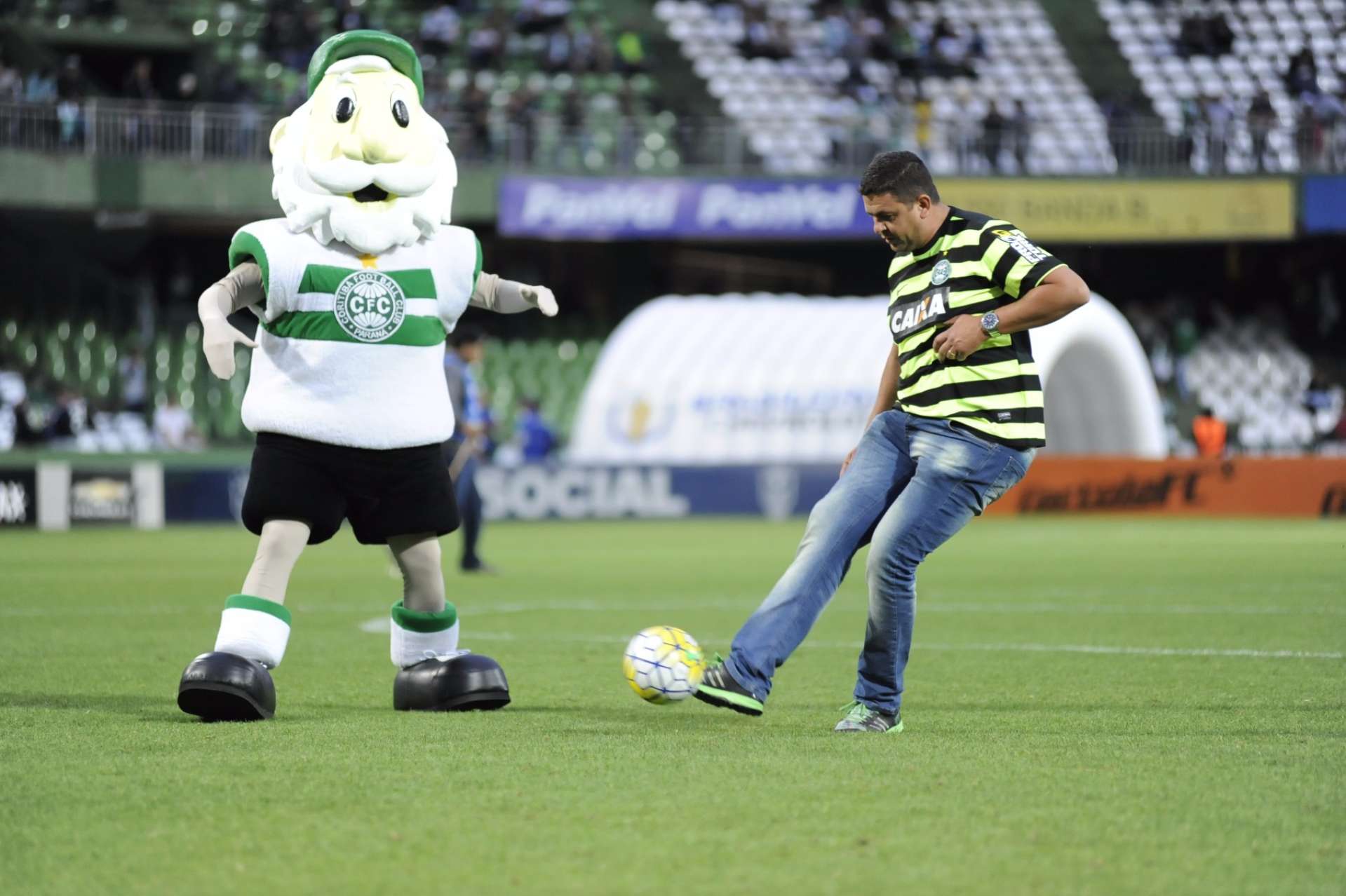 Fotos da a��o S�cio Jogador