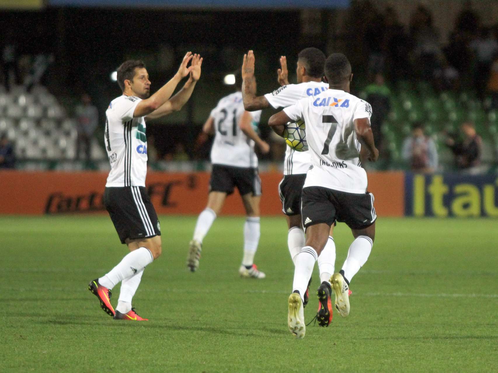 Empate no Couto