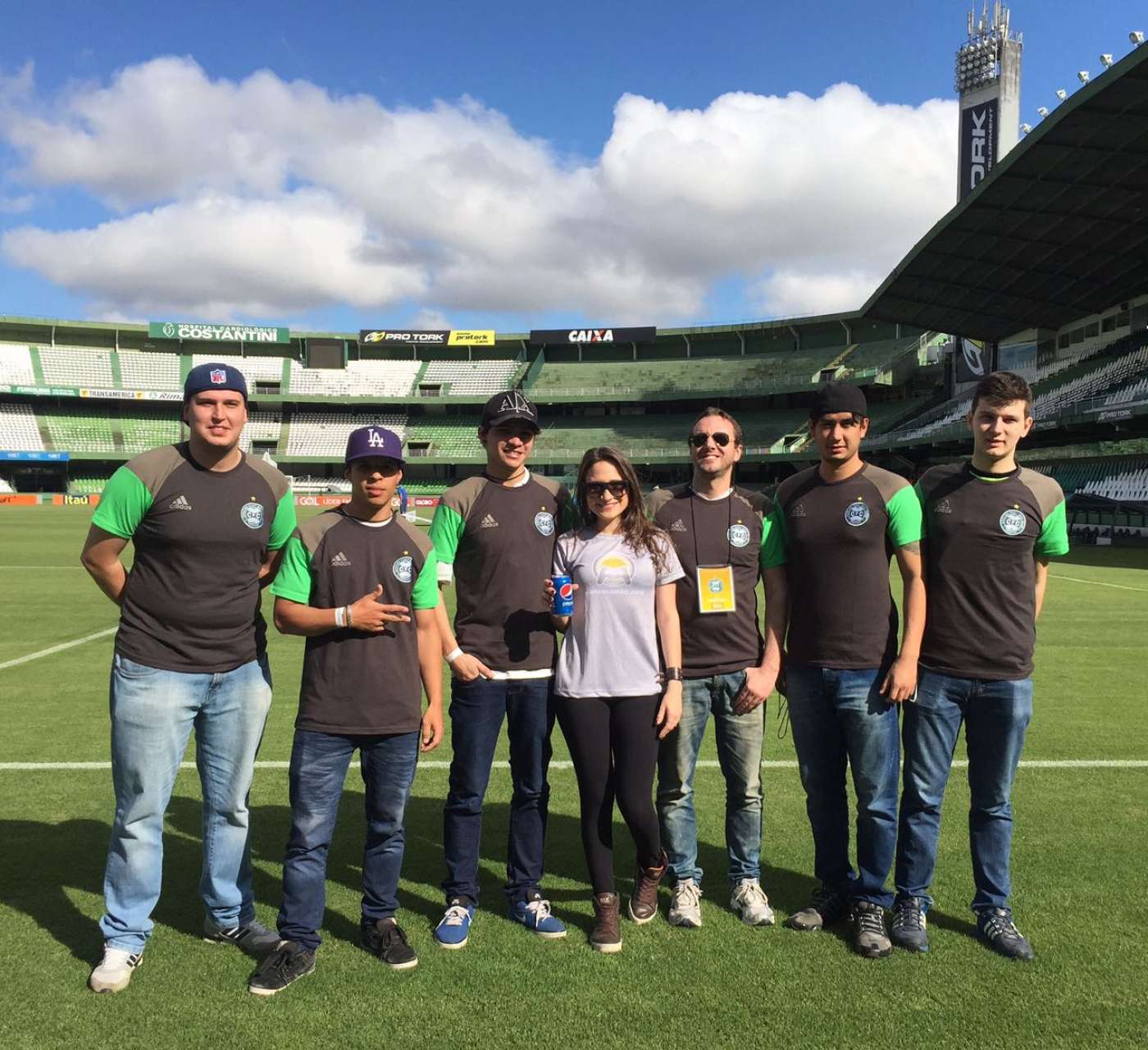 Videogame no gramado do Couto