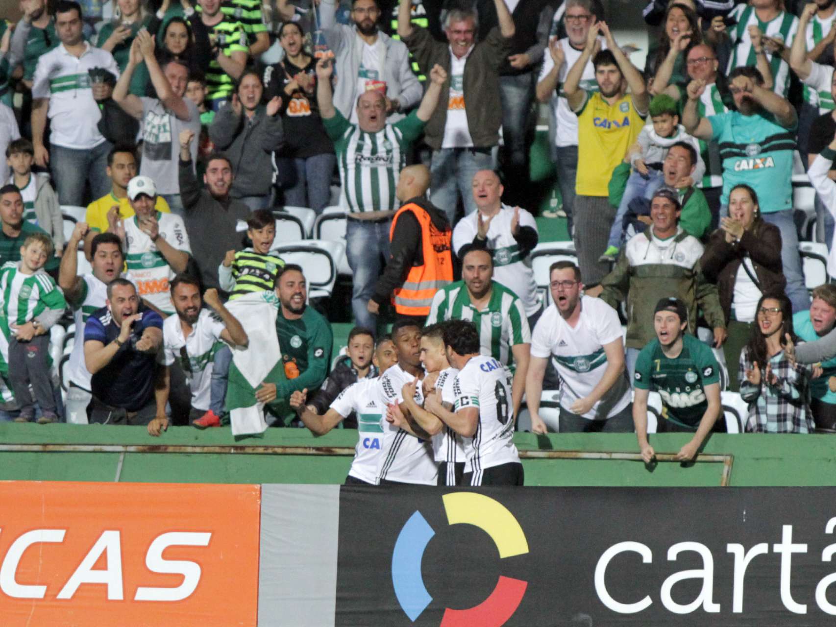 Vit�ria importante ao lado da torcida