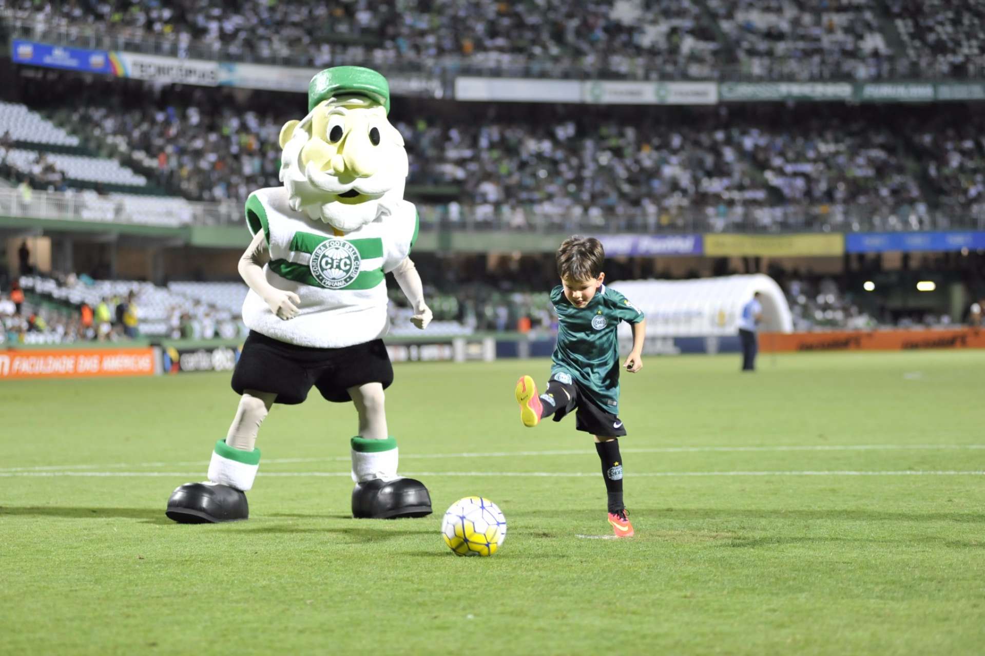 A��es exclusivas para s�cios 