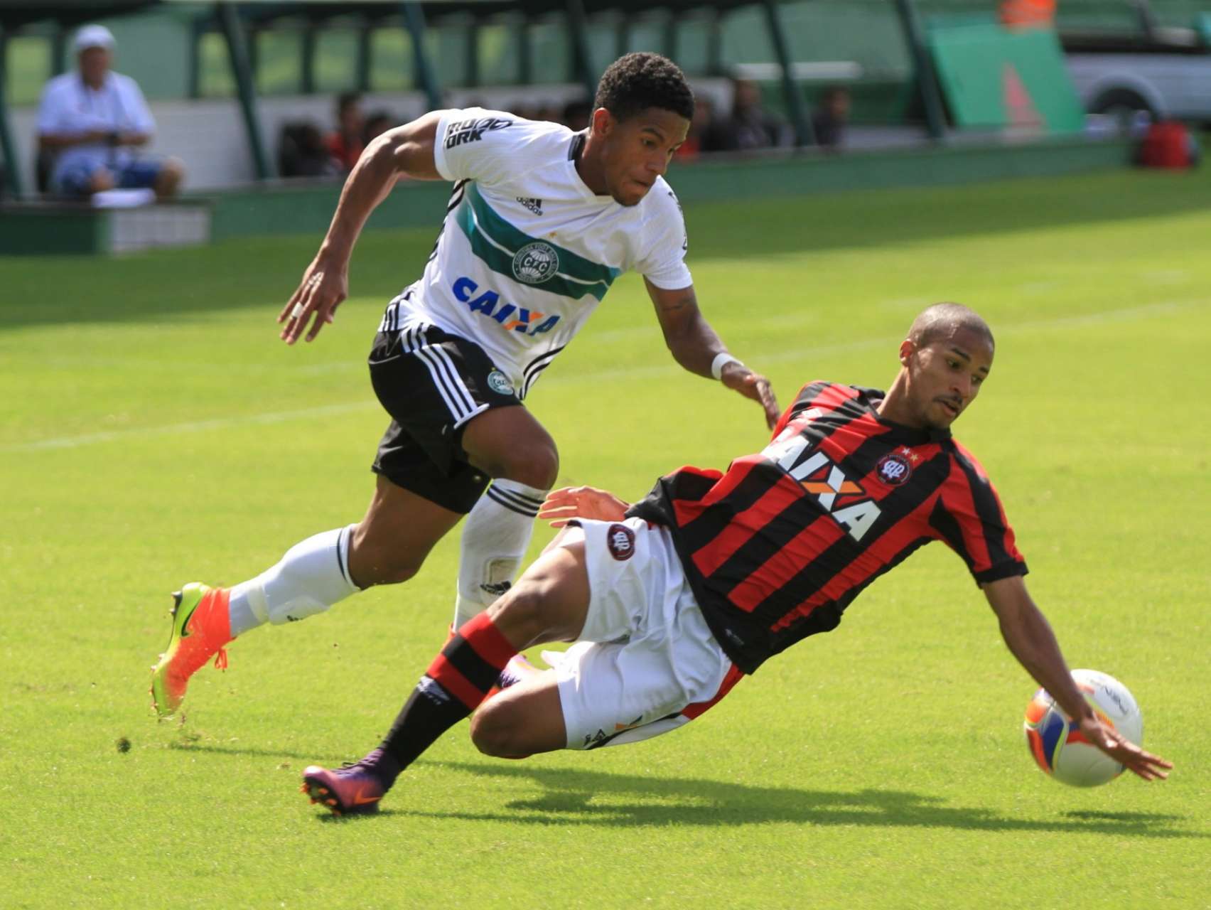 Sub-19 coxa-branca cai na semifinal