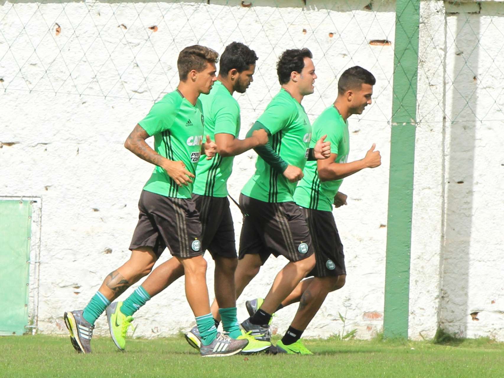 Treino da manh� em fotos