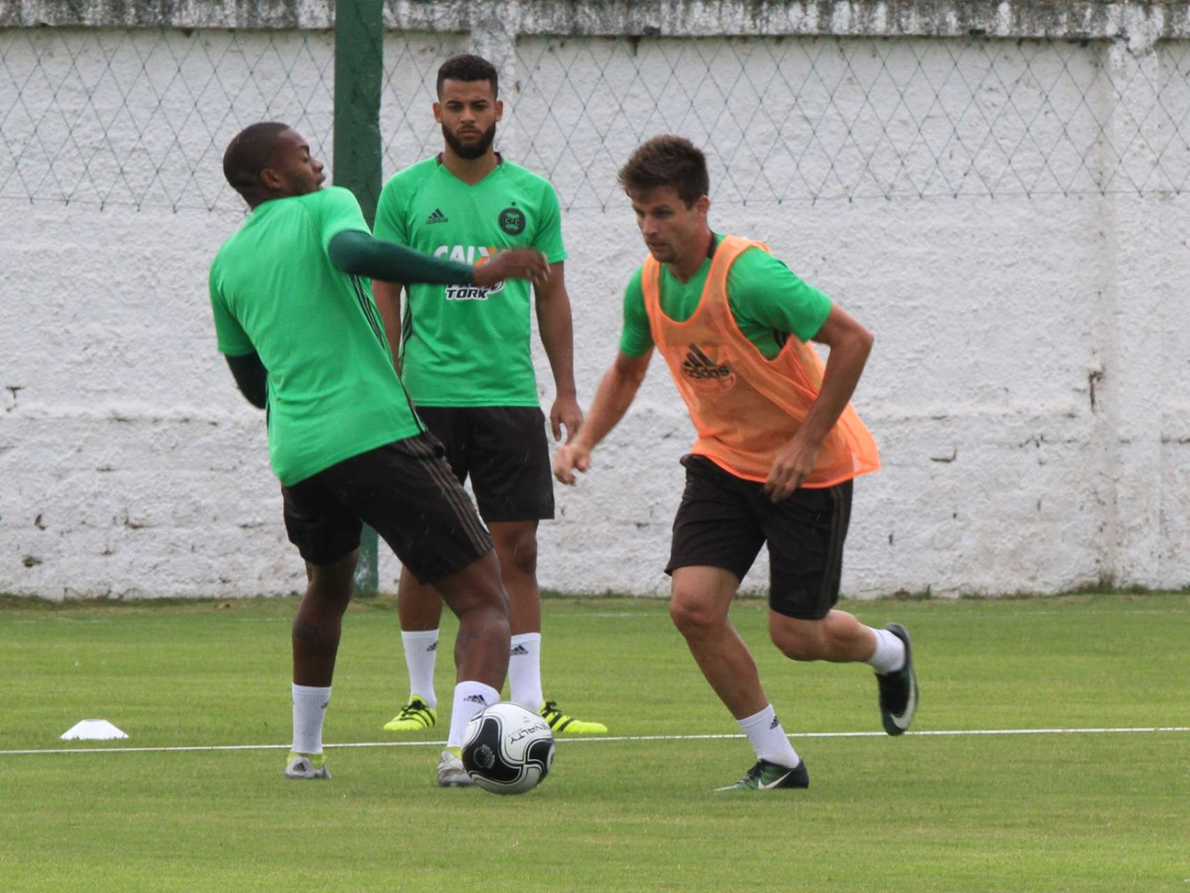 Fotos da reapresenta��o