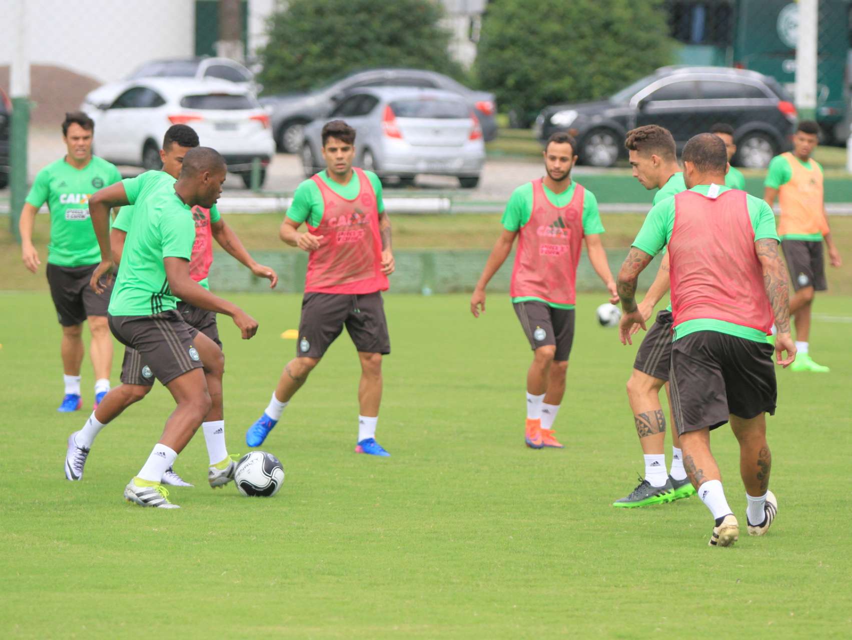 Treino t�tico movimenta CT coxa-branca