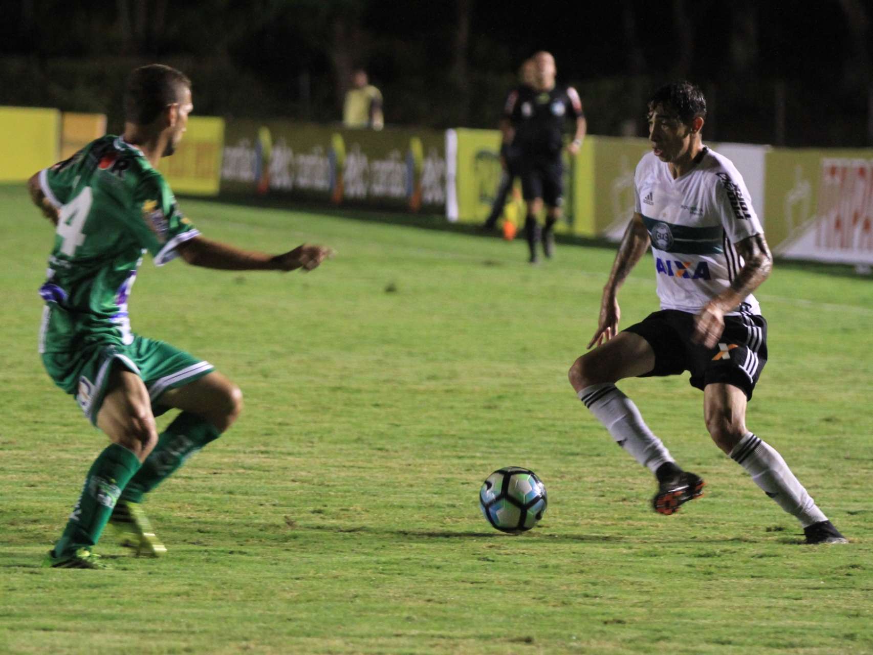 D� notas aos atletas