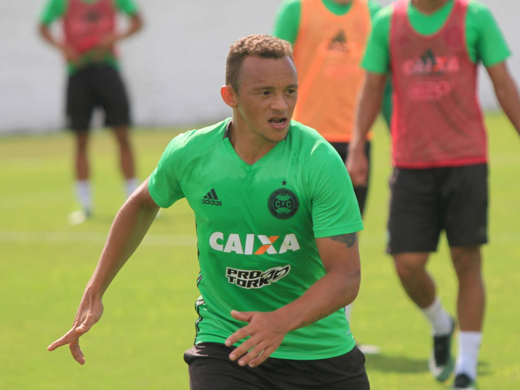 De olho no cl�ssico