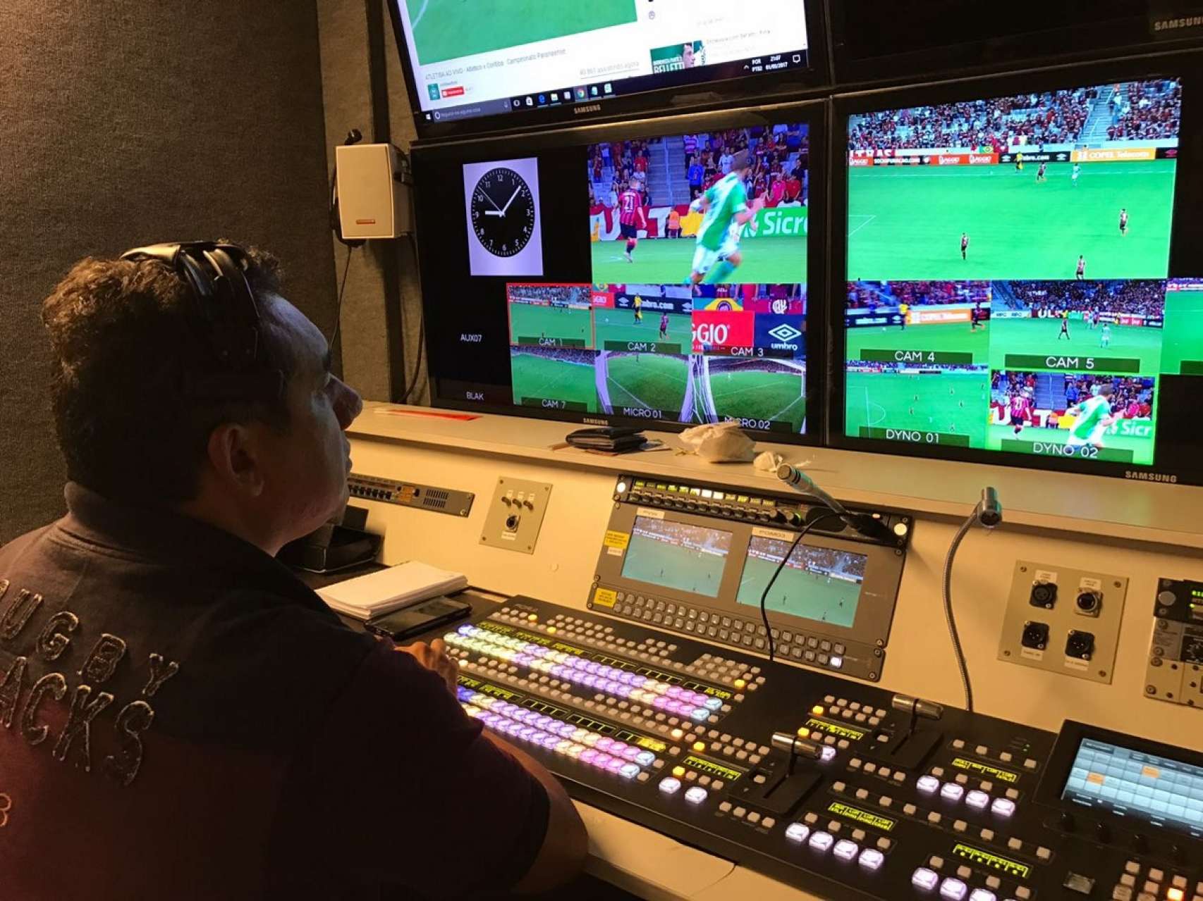 Clubes comemoram sucesso na transmiss�o inovadora
