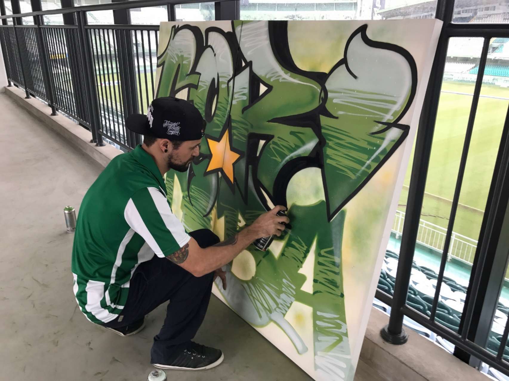 Hoje � o Dia Internacional do Grafite!