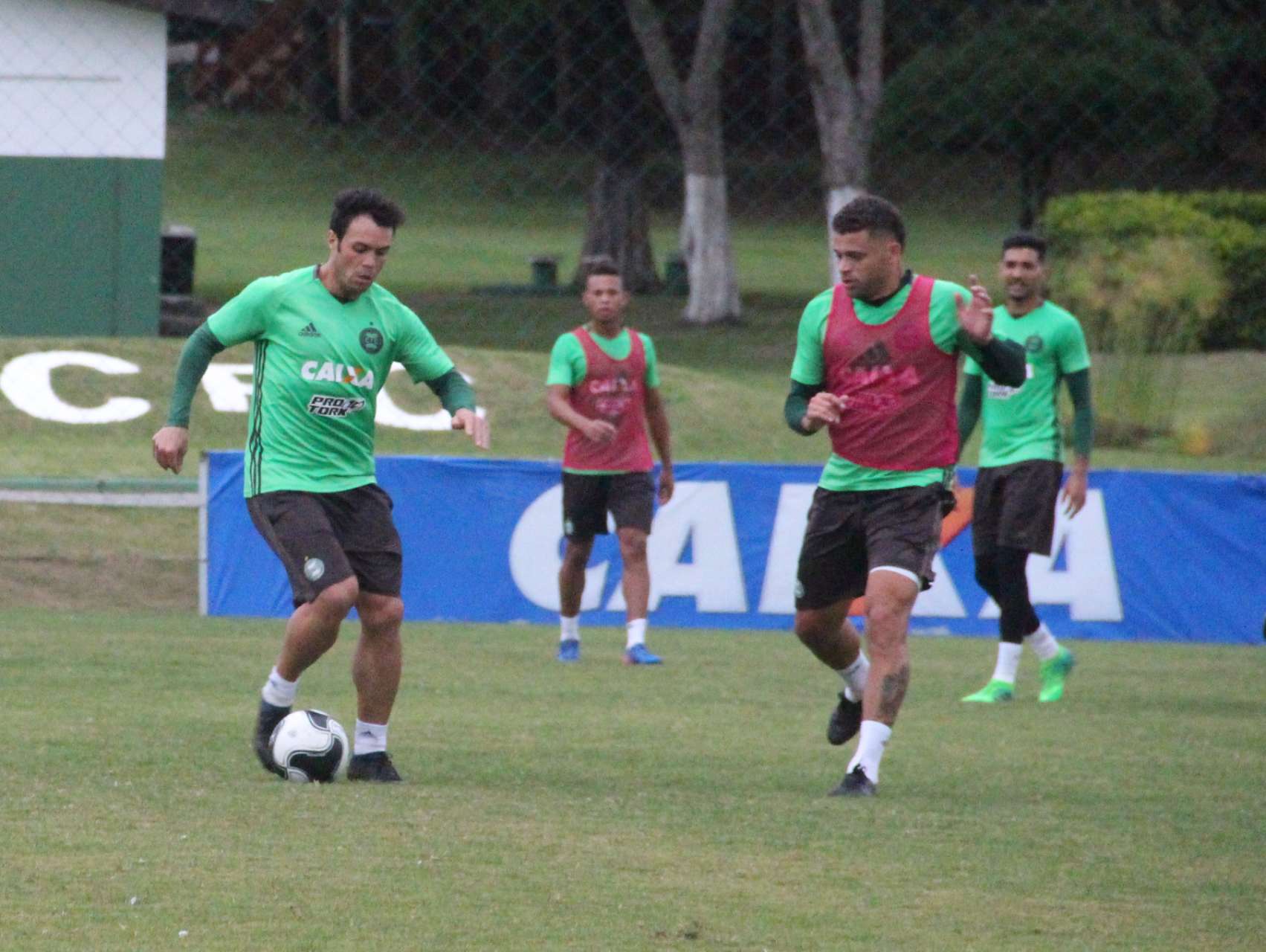 Coritiba define programa��o
