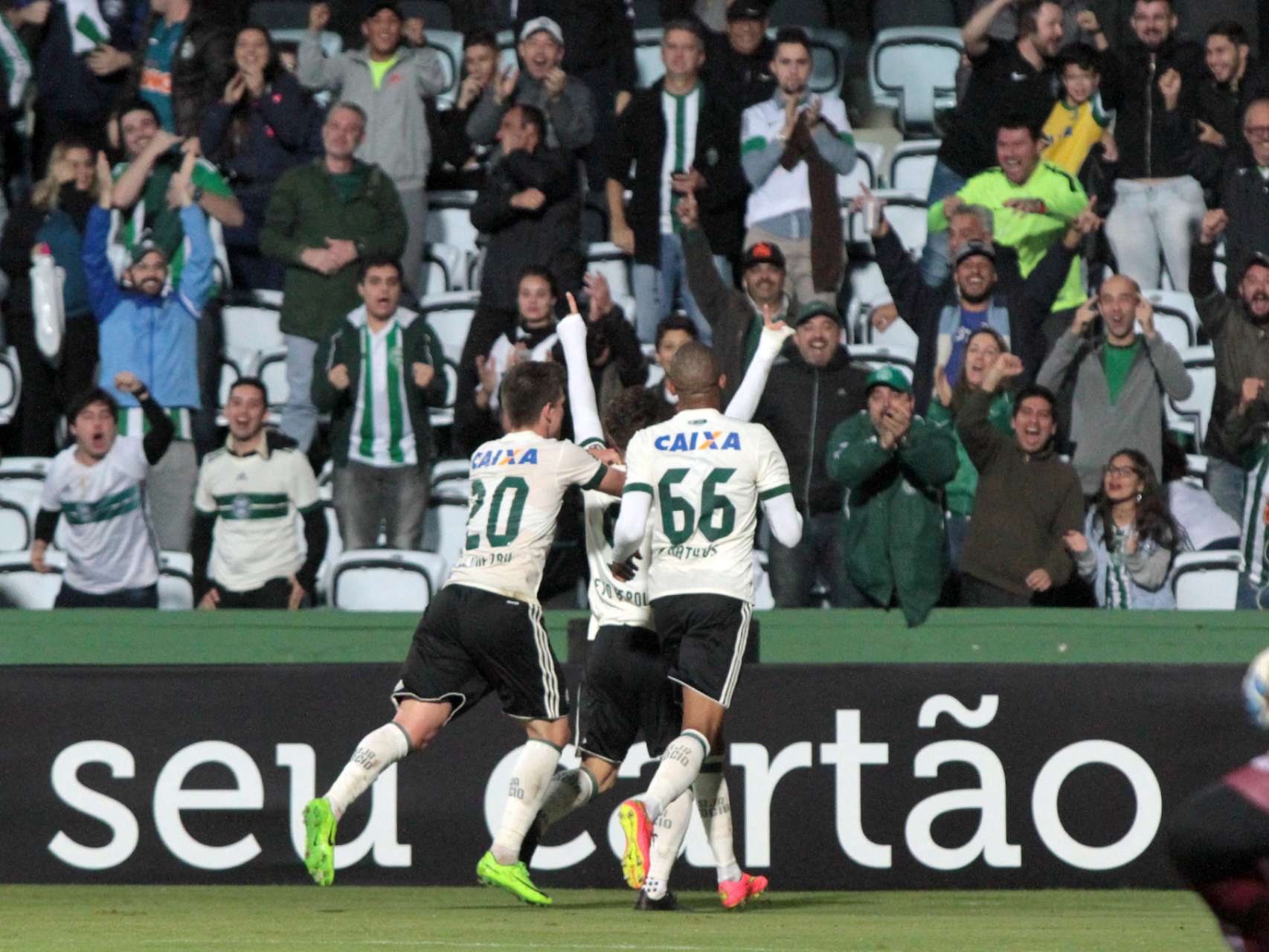 C�mera Coxa da estreia