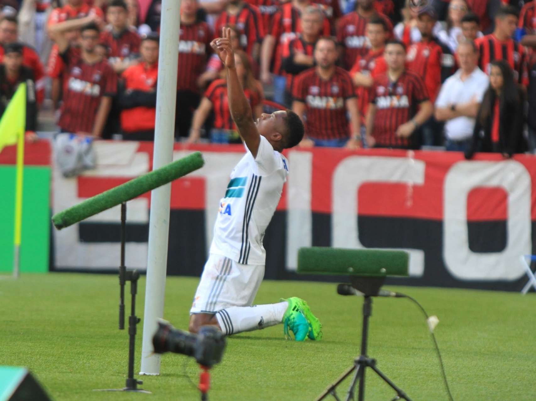 Que golaaaa�o!