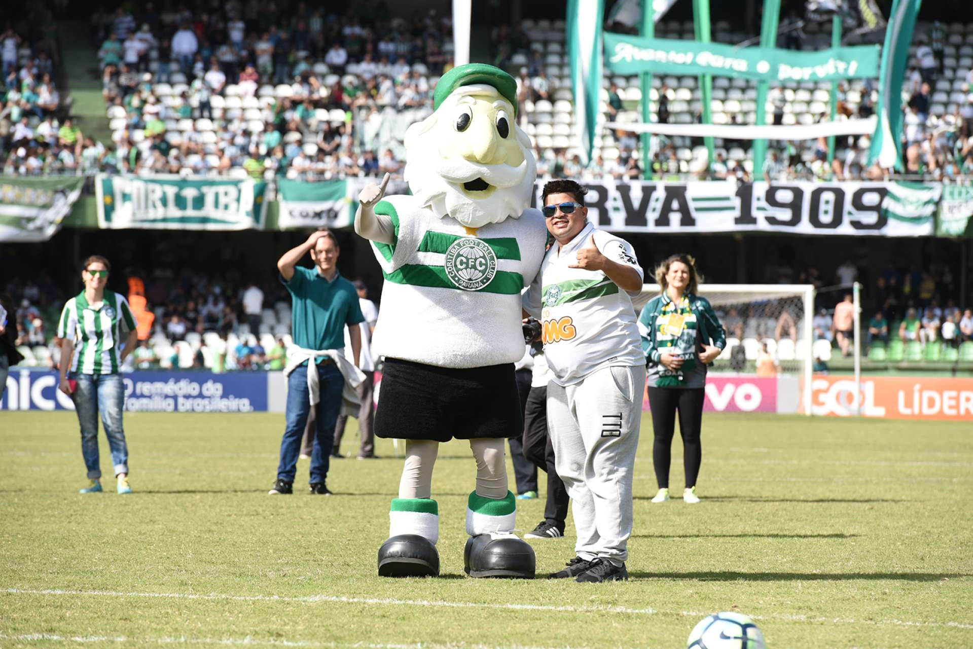 Fotos das a��es exclusivas para s�cios