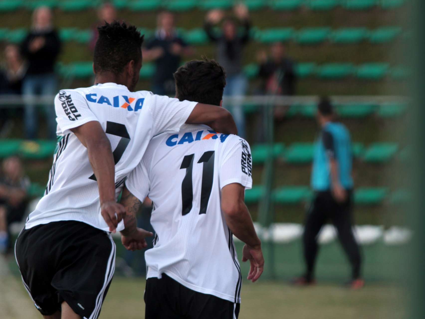 Coxa decide vaga diante do Gr�mio no Brasileiro sub-20