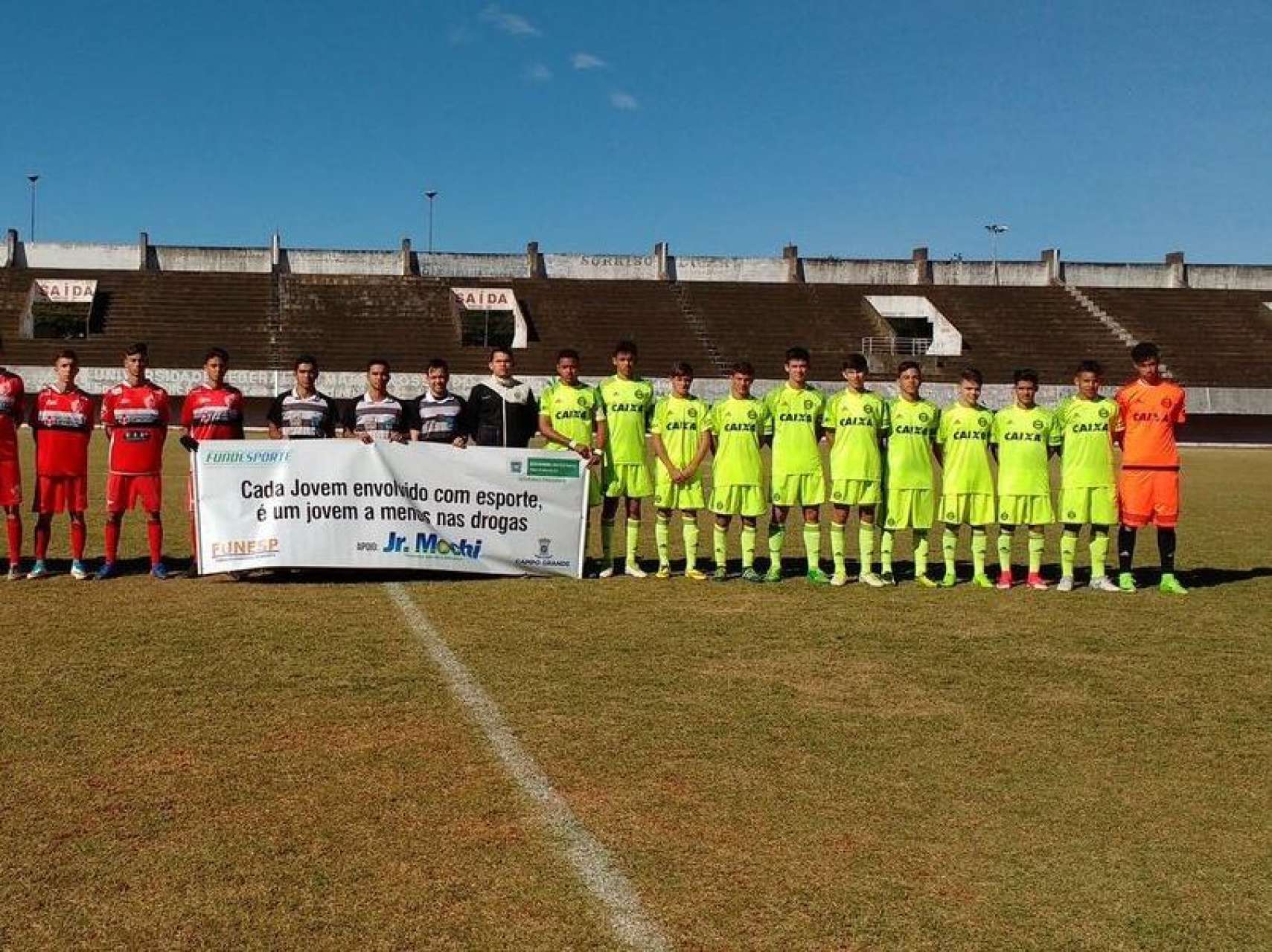 Sub 15 goleia e se classifica no Base Brasil