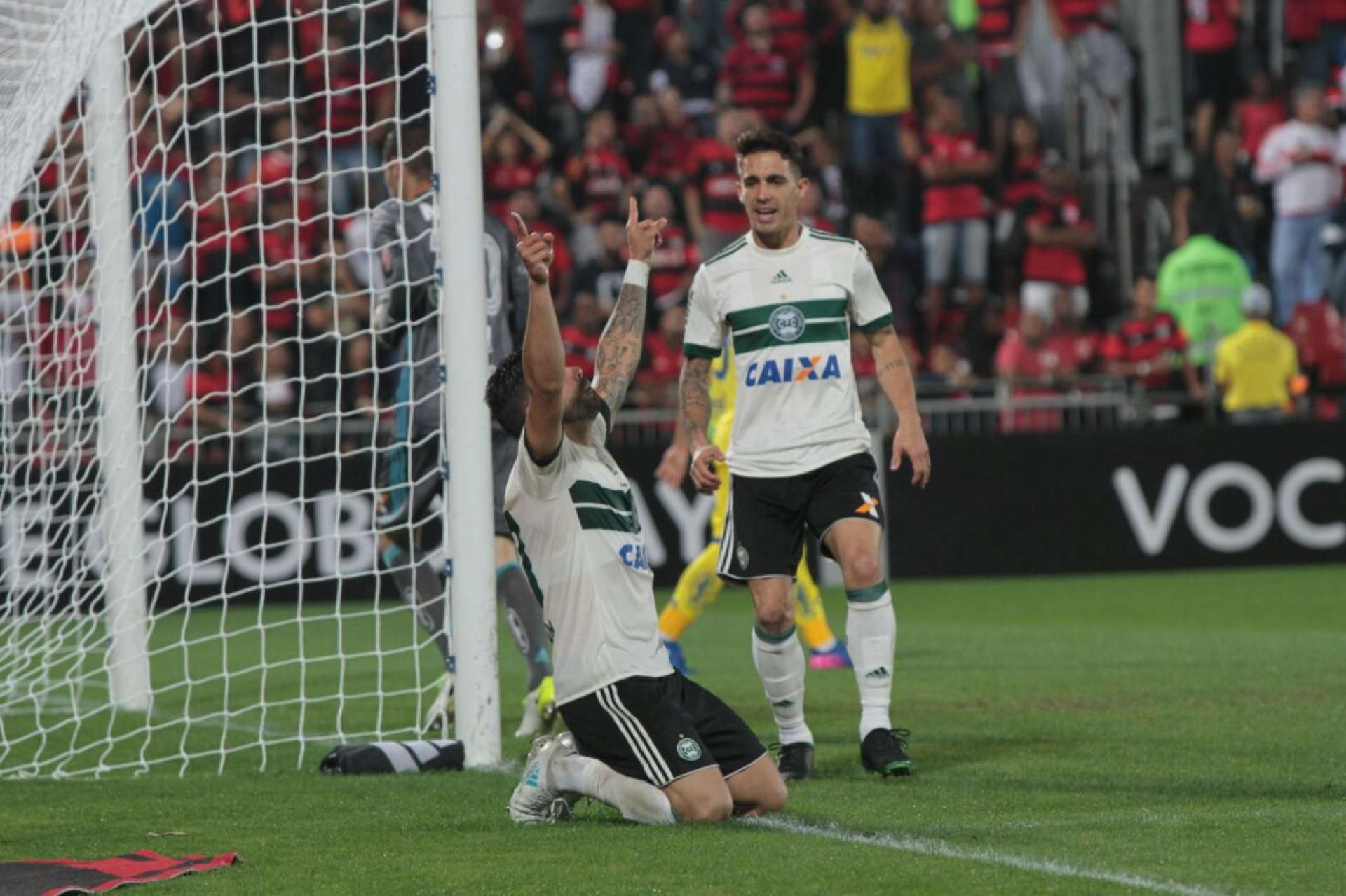 Rev�s contra o Flamengo