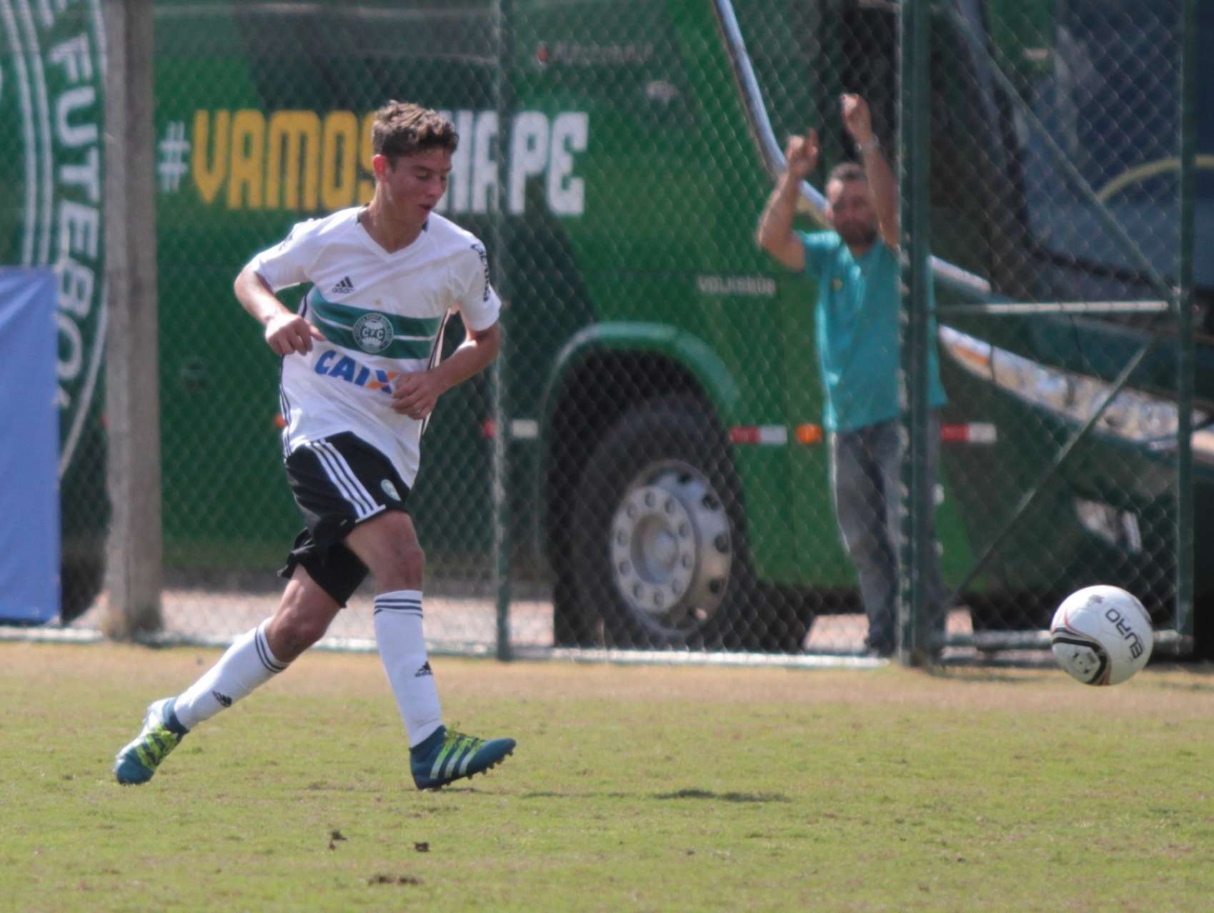 Coxa e Chape empatam na Copa Caio Jr