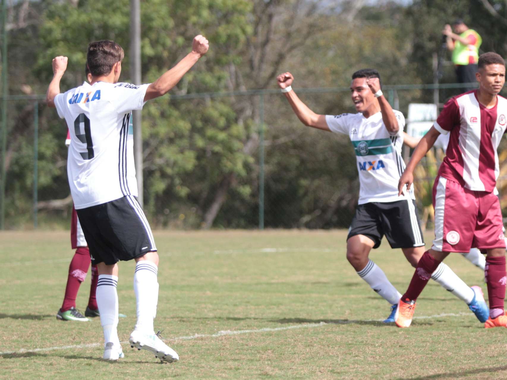 Coxa estreia com goleada na Copa Caio Junior