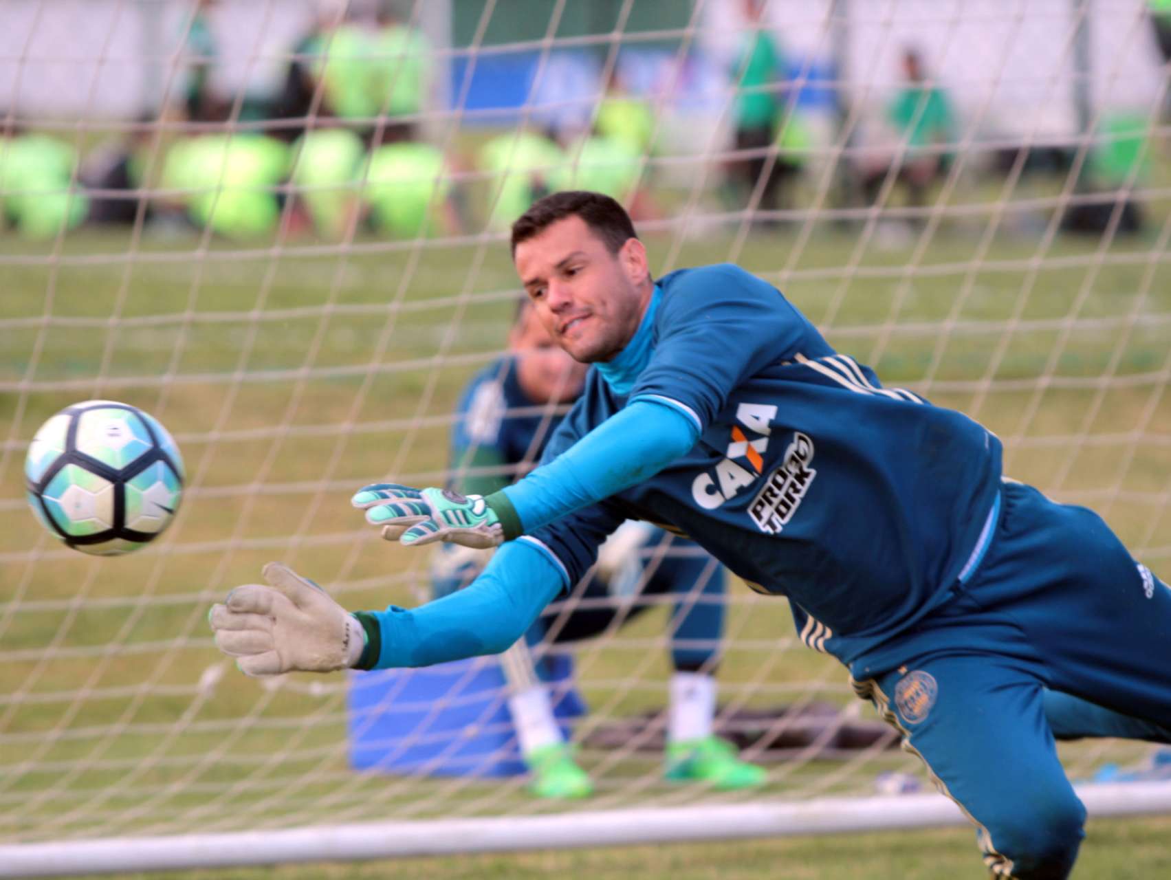 Wilson pede foco no in�cio do returno