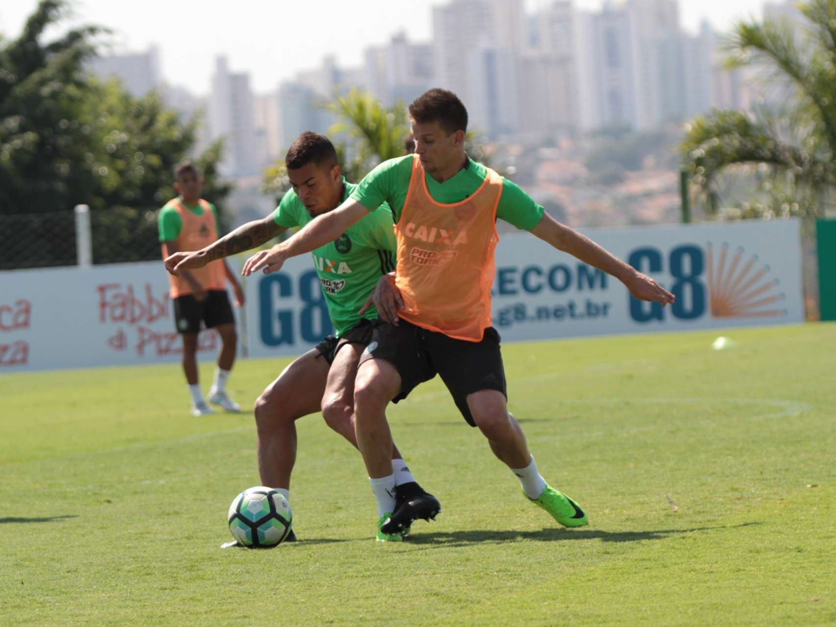 Coritiba treina em Goi�nia 