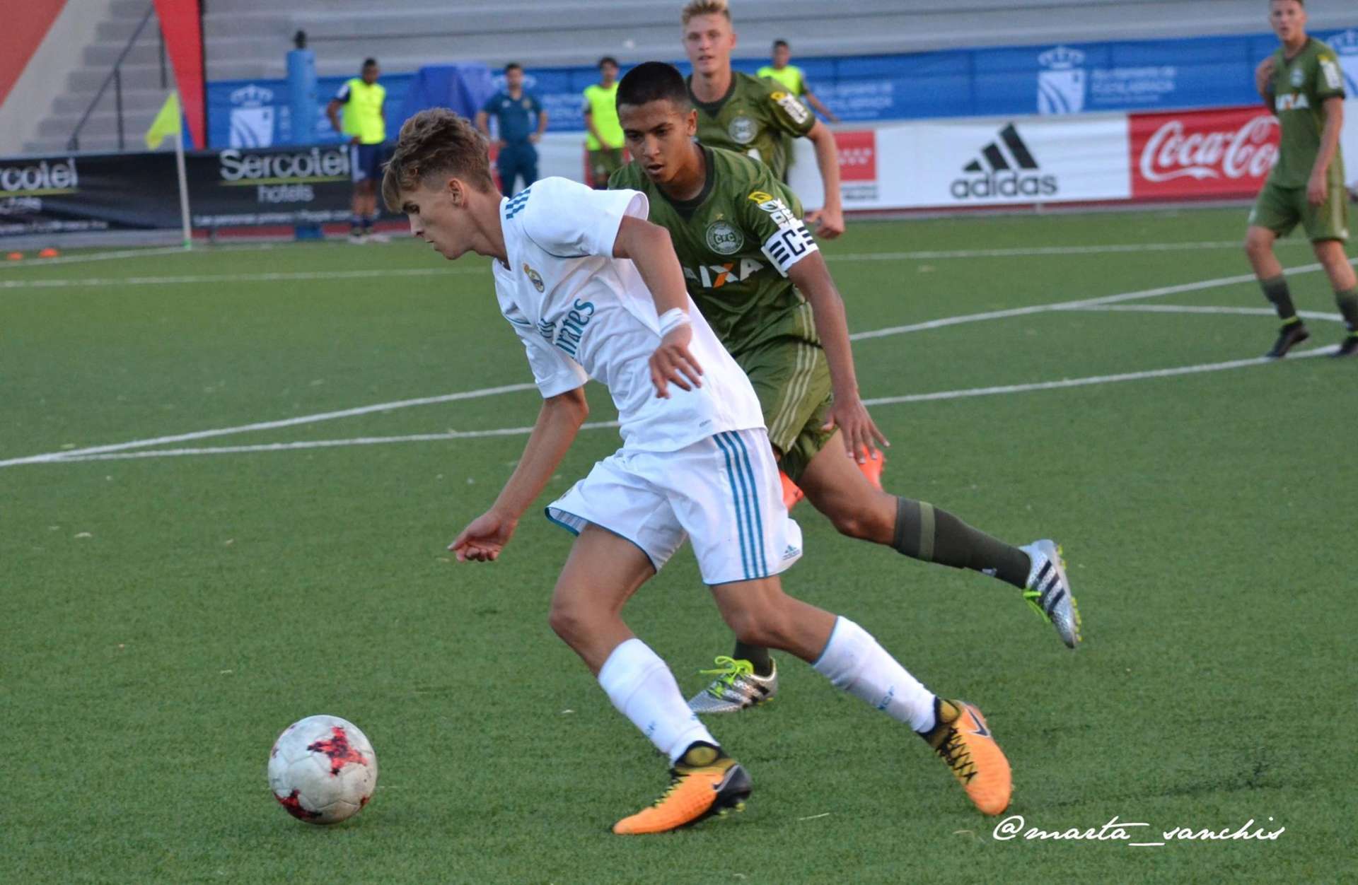Rev�s no Mundial