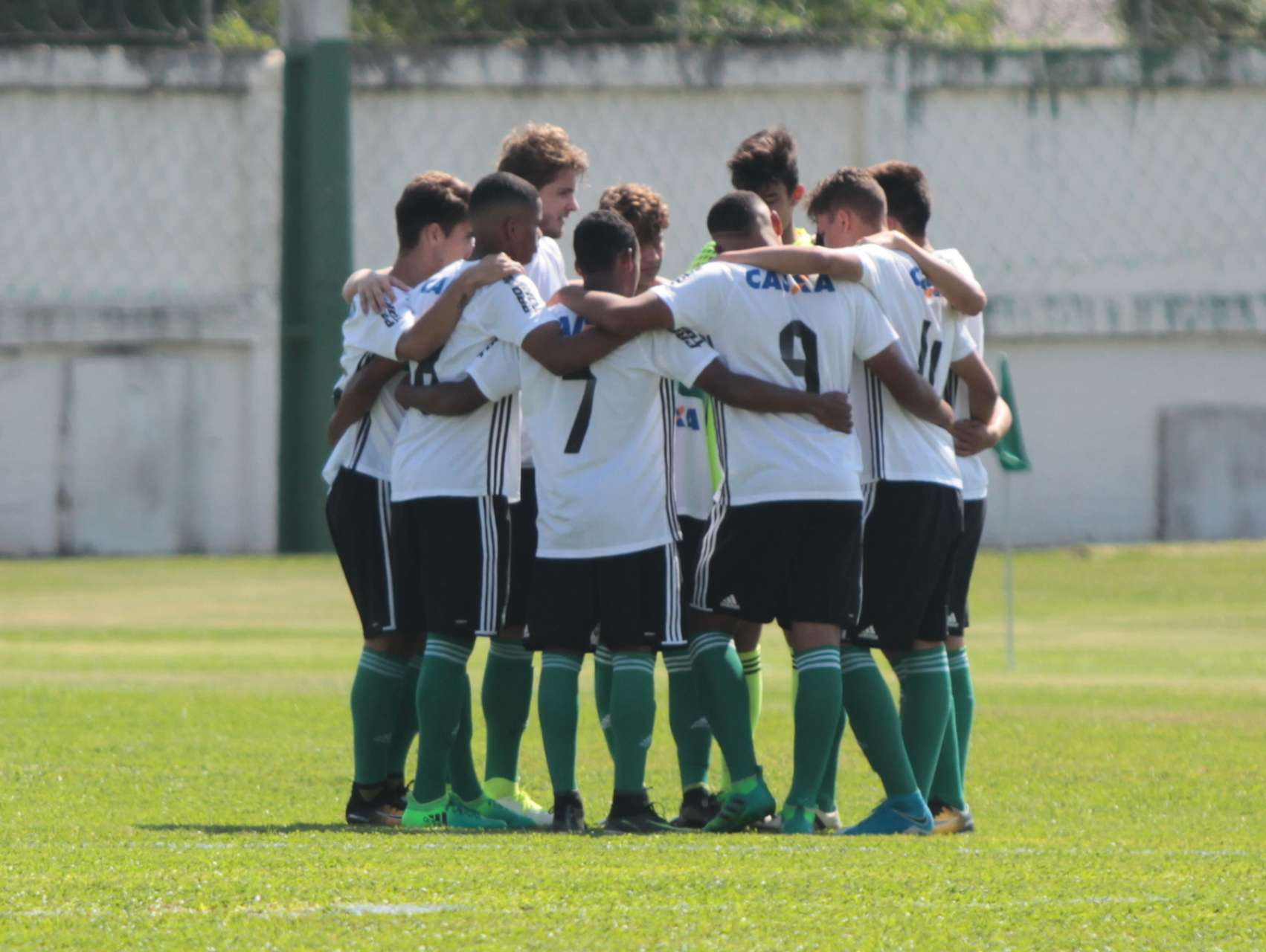 Sub-17 estreia na Copa do Brasil em casa 