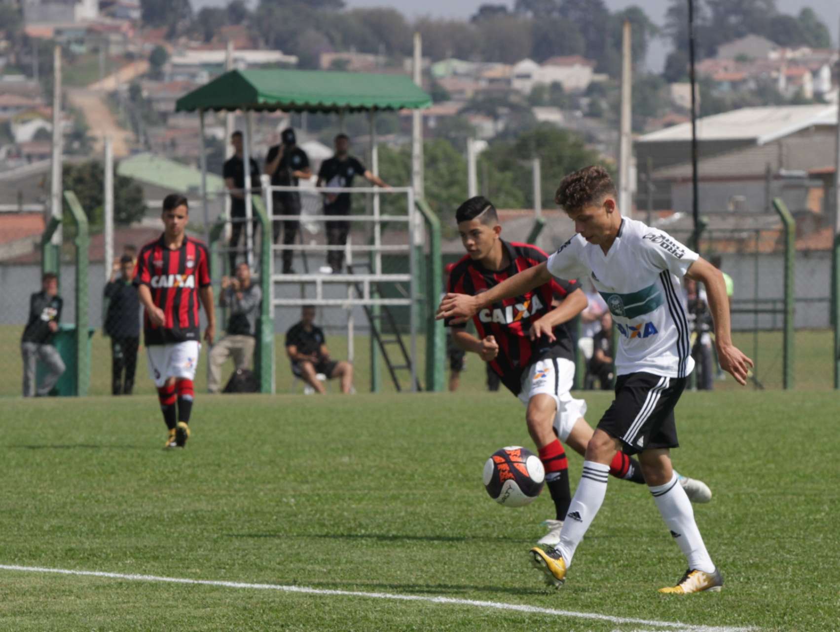 Coxa tem jogos decisivos nas categorias de base