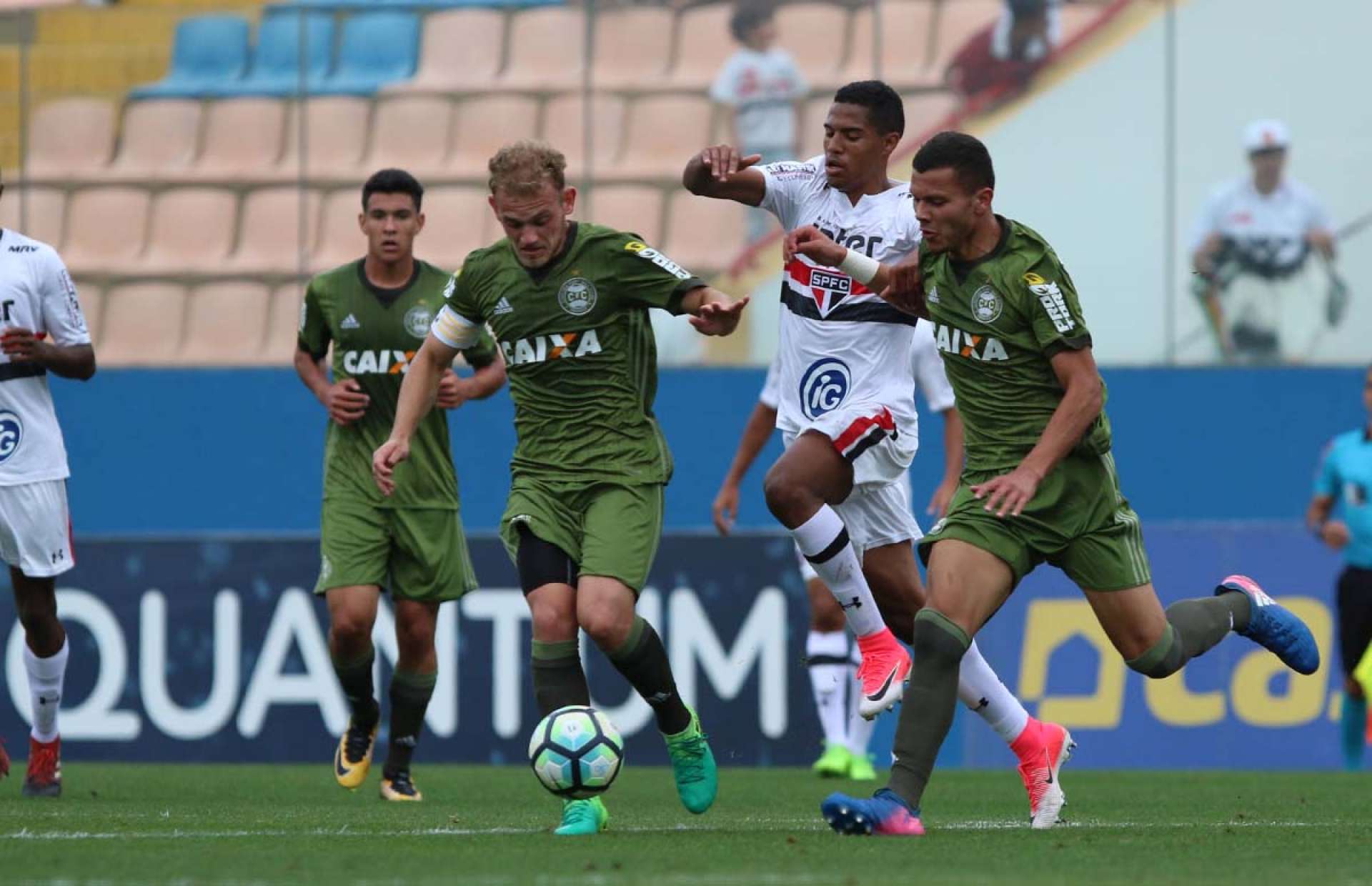 Gols emblem�ticos na classifica��o para a final