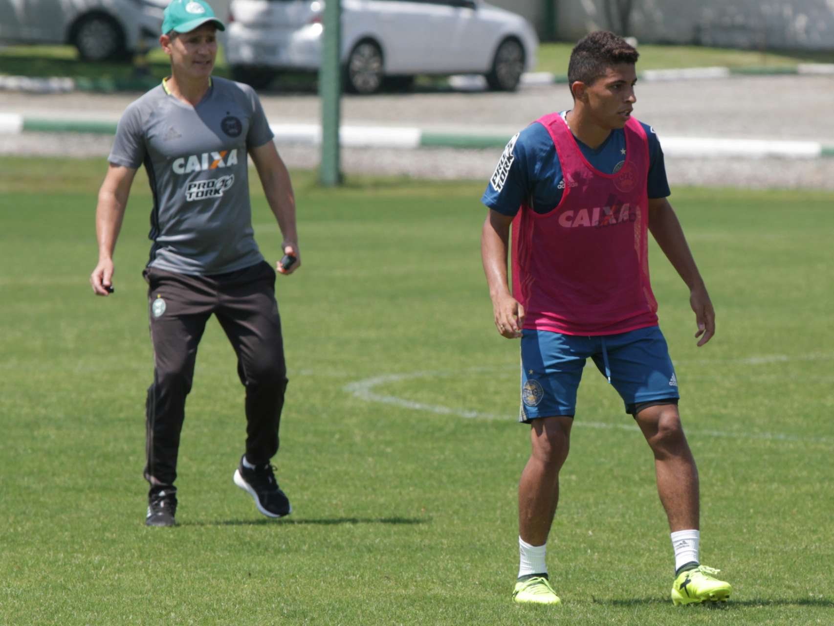 Coxa treina e ter� novidade no domingo
