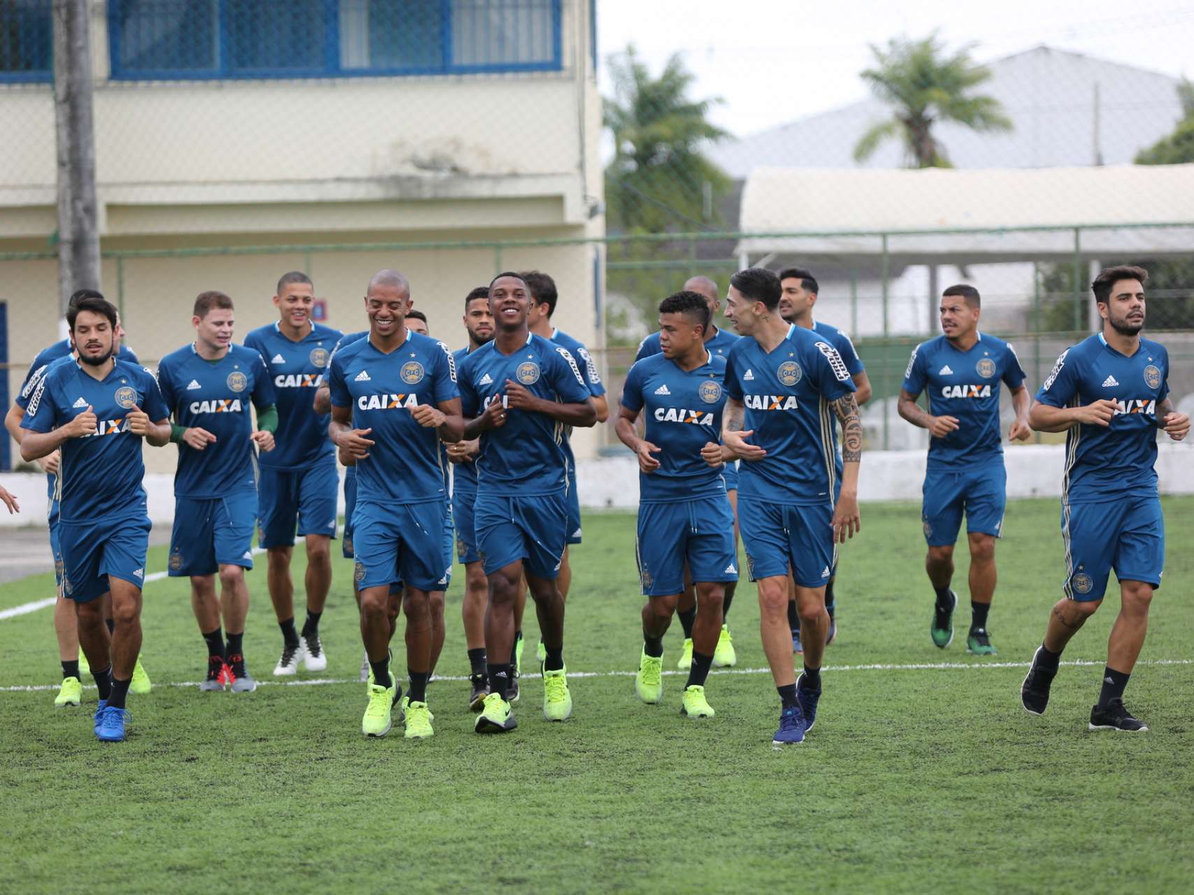 Coxa encerra prepara��o para enfrentar o Sport