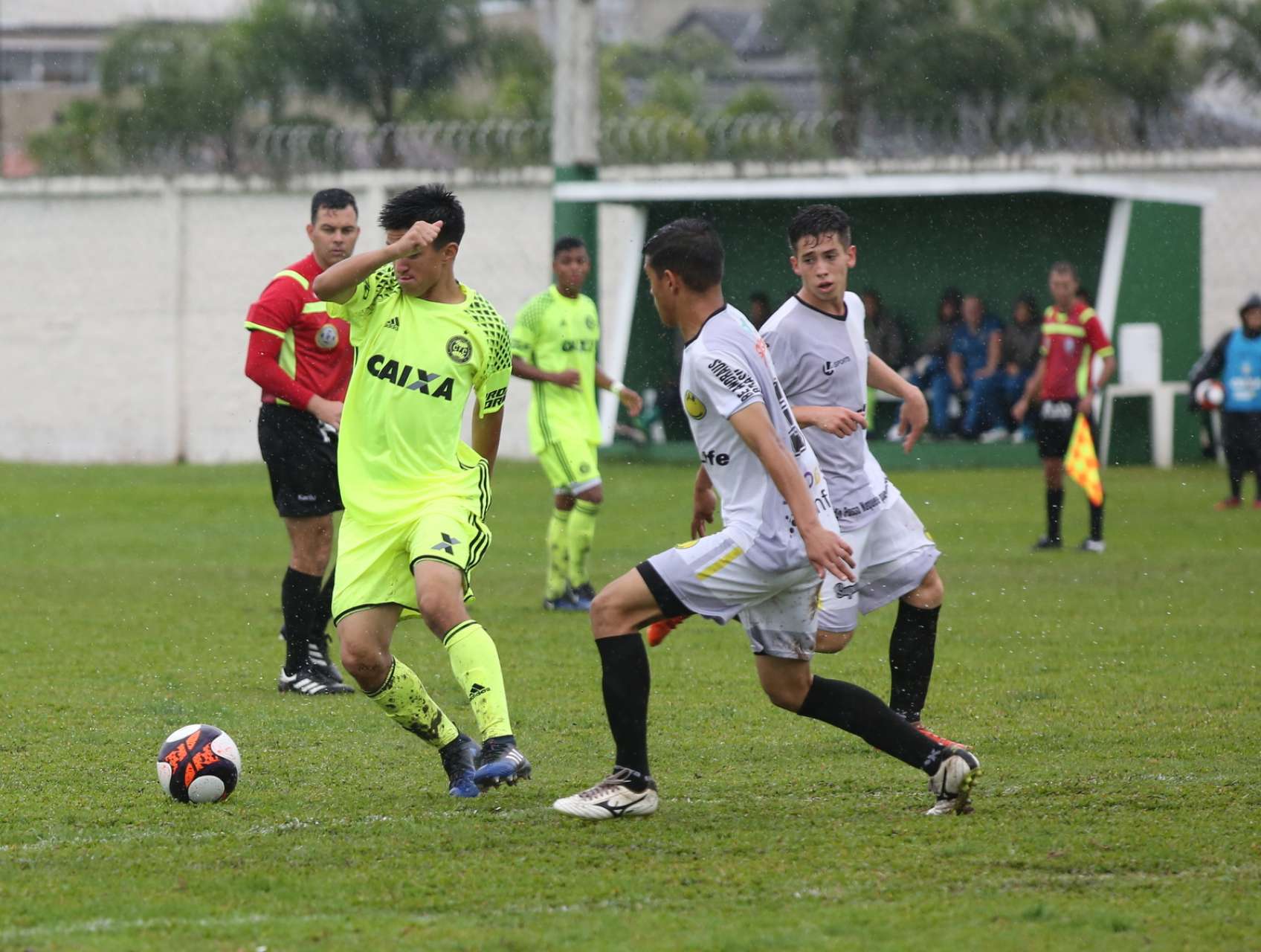 Sub-19 encerra participa��o na terceira fase do estadual