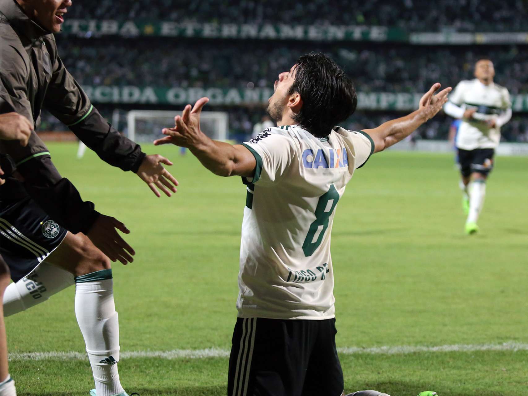 A homenagem de Tiago Real
