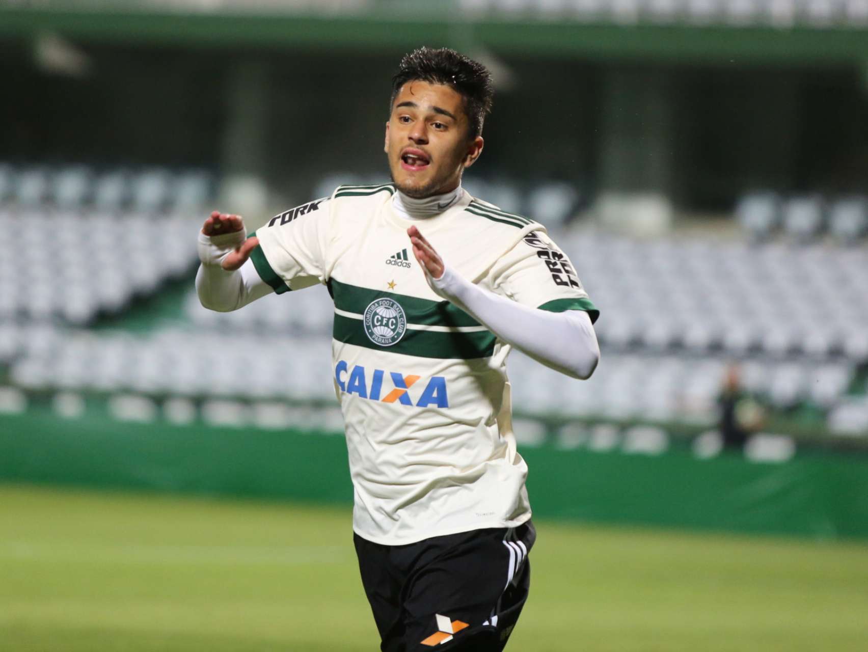 Coxa estreia no Brasileiro de Aspirantes nesta quarta