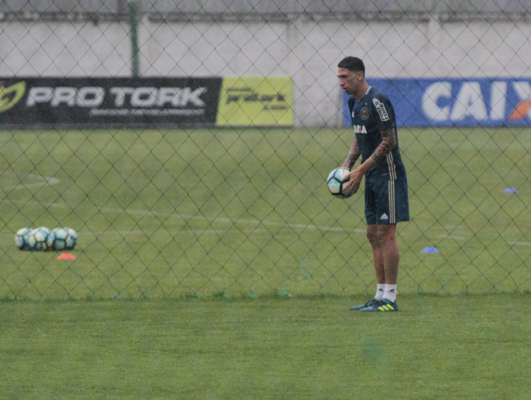 Galeria Coxa: reapresenta��o