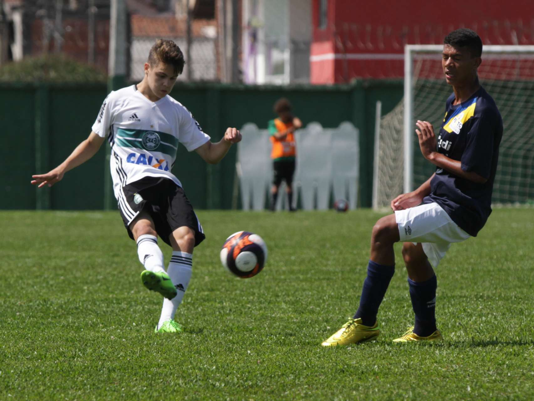 Empate na semifinal