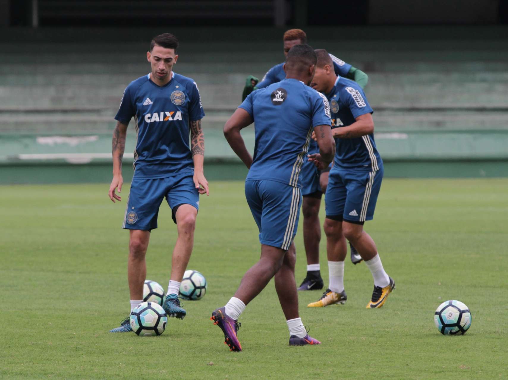 �ltimo treino em Curitiba