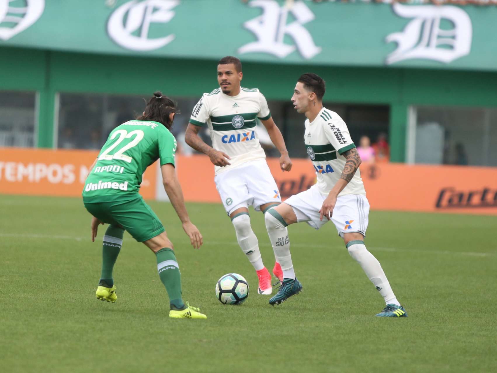 Coritiba perde para a Chapecoense